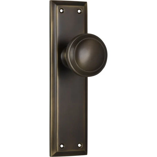 TRADCO MILTON DOOR KNOB ON PLATE 6 TRADCO MILTON DOOR KNOB ON PLATE