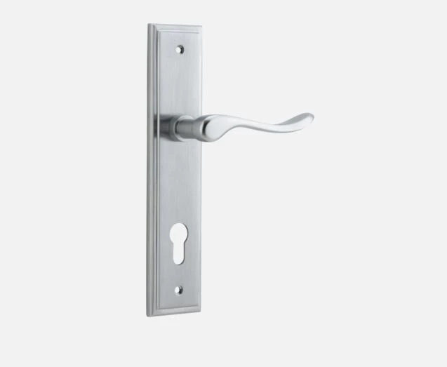 Door Handles & Levers IVER DOOR LEVER STIRLING STEPPED BACKPLATE 11 Door Handles & Levers IVER DOOR LEVER STIRLING STEPPED BACKPLATE