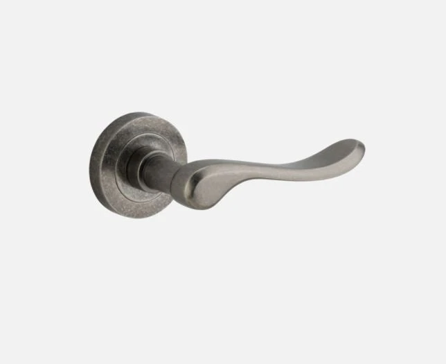 IVER DOOR LEVER STIRLING ROUND ROSE BACKPLATE Door Handles & Levers 8 IVER DOOR LEVER STIRLING ROUND ROSE BACKPLATE Door Handles & Levers