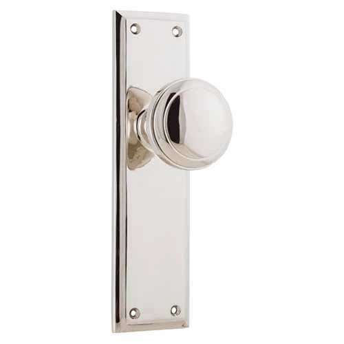 TRADCO MILTON DOOR KNOB ON PLATE 33 TRADCO MILTON DOOR KNOB ON PLATE