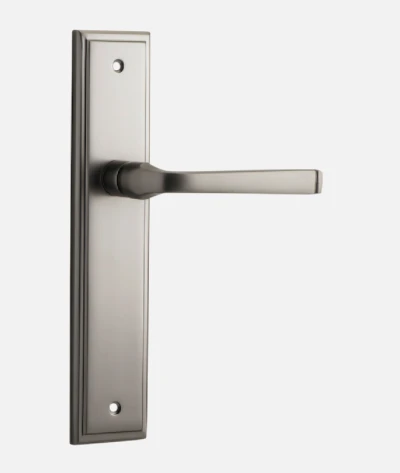 IVER DOOR LEVER ANNECY STEPPED BACKPLATE Door Handles & Levers 21 IVER DOOR LEVER ANNECY STEPPED BACKPLATE Door Handles & Levers