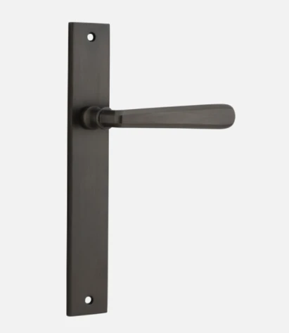 IVER DOOR LEVER COPENHAGEN RECTANGULAR BACKPLATE 1 IVER DOOR LEVER COPENHAGEN RECTANGULAR BACKPLATE