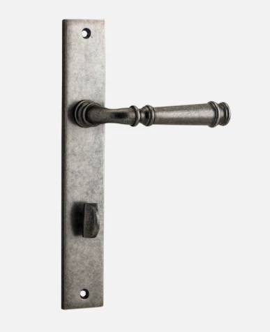 IVER DOOR LEVER VERONA RECTANGULAR BACKPLATE Door Handles & Levers 21 IVER DOOR LEVER VERONA RECTANGULAR BACKPLATE Door Handles & Levers