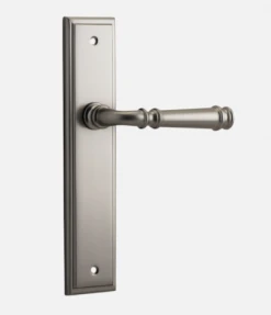 IVER DOOR LEVER VERONA STEPPED BACKPLATE Door Handles & Levers 47 IVER DOOR LEVER VERONA STEPPED BACKPLATE Door Handles & Levers